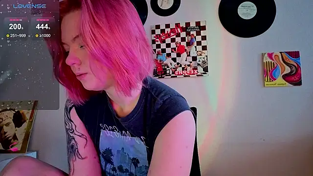 Me1inMonro online show from 4, 3, 2026