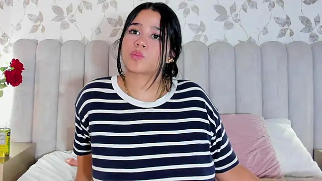 Lizz Bunny online show from 3, 2, 2026