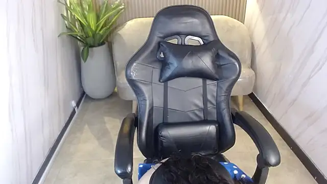 tatiscelis tf online show from 2, 12, 2025