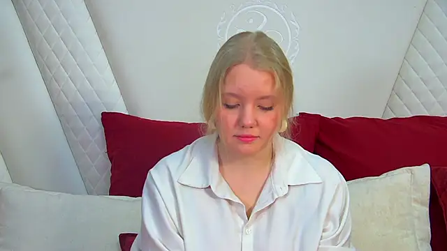 EmilyEvanse online show from 18, 12, 2025