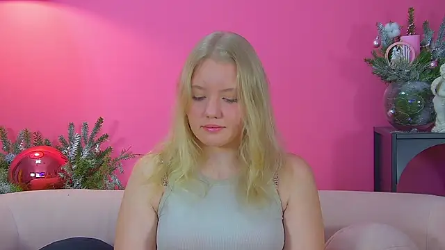 EmilyEvanse online show from 15, 12, 2025