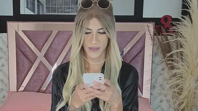 megan lenon online show from 31, 1, 2026