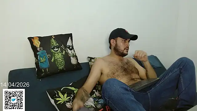 Snapshot of holegape chatting on 14, 4, 2026 holegape online show from 14, 4, 2026