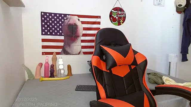 Snapshot of holegape chatting on 2, 12, 2025 holegape online show from 2, 12, 2025