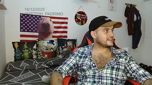 Snapshot of holegape chatting on 17, 12, 2025 holegape online show from 17, 12, 2025