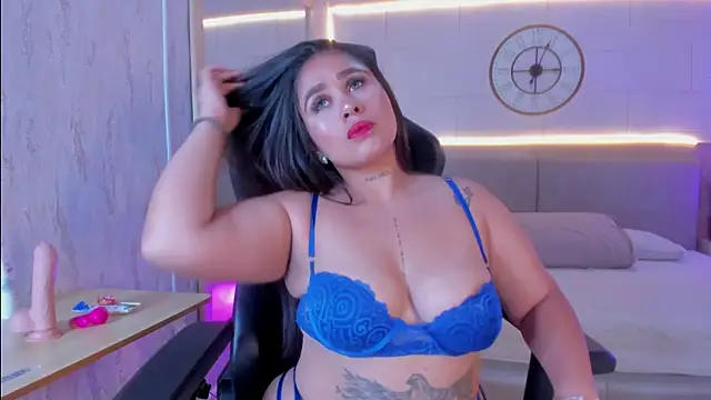 Julietaa 1 online show from 3, 12, 2025