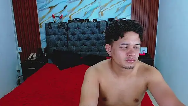 Meryandcris online show from 24, 3, 2026