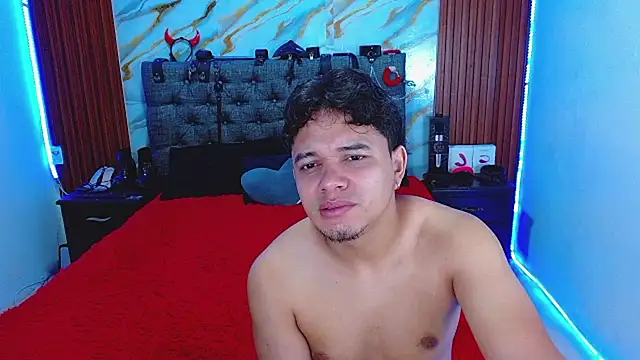 Meryandcris online show from 29, 3, 2026