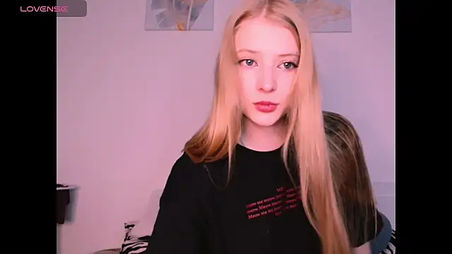  Milana Sparkl75  online show from 8, 1, 2026