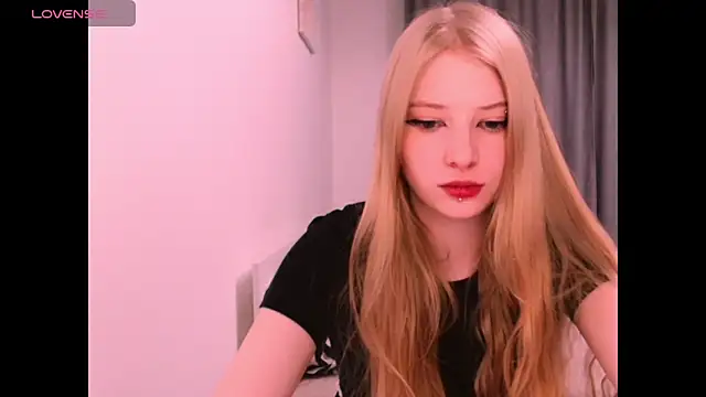  Milana Sparkl75  online show from 16, 12, 2025