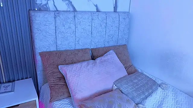 Kattie sweet1 online show from 8, 3, 2026