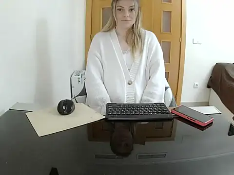 Adelyxveex online show from 26, 11, 2025