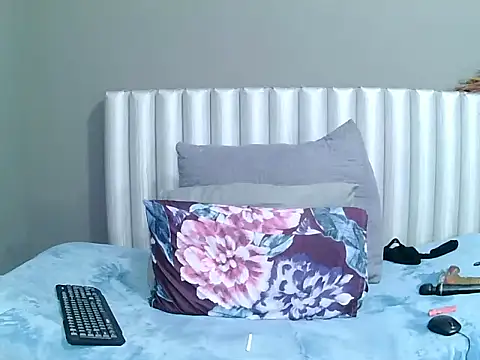 Snapshot of SavageHoney chatting on 30, 11, 2025 SavageHoney online show from 30, 11, 2025