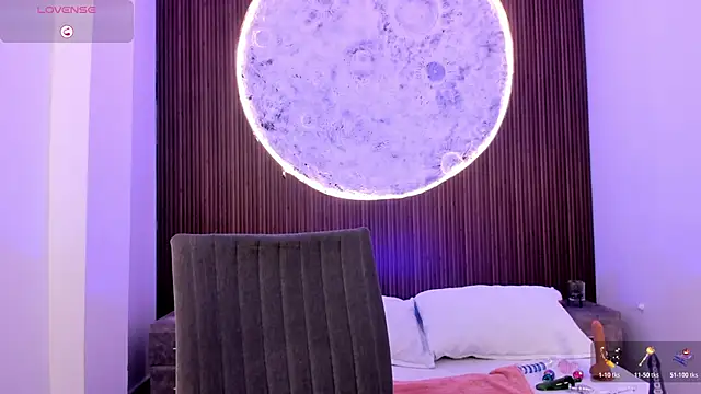 Snapshot of IvannaVolk_ chatting on 28, 2, 2026 IvannaVolk online show from 28, 2, 2026