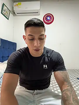 OliverWest04 online show from 14, 4, 2026