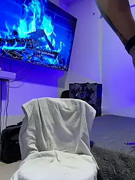 OliverWest04 online show from 2, 12, 2025