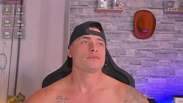 Snapshot of connorsmithvip chatting on 28, 11, 2025 connorsmithvip online show from 28, 11, 2025