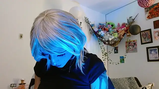 Layla quinn online show from 17, 2, 2026