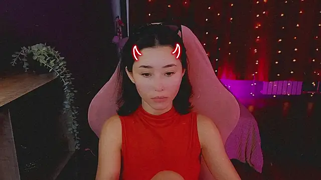 Snapshot of RedMidnight chatting on 29, 5, 2026 RedMidnight online show from 29, 5, 2026