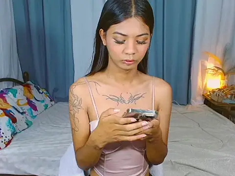 SamaraMillers online show from 14, 4, 2026