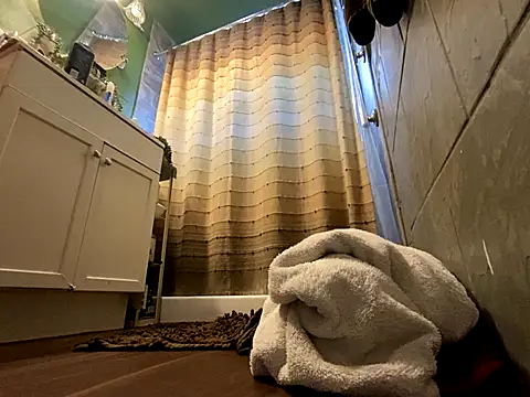 xxxenzo1 online show from 22, 10, 2025