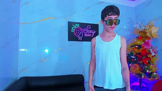 Snapshot of Lester_james2 chatting on 29, 11, 2025 Lester james2 online show from 29, 11, 2025