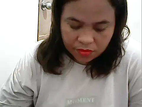 Snapshot of cutechubby chatting on 24, 4, 2026 cutechubby online show from 24, 4, 2026