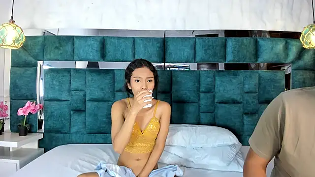  bonnyandclyde online show from 5, 2, 2026