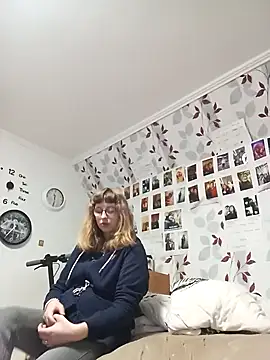 Snapshot of PS0883 chatting on 27, 11, 2025 PS0883 online show from 27, 11, 2025