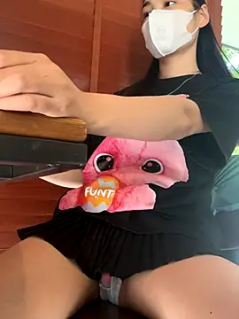 Snapshot of Ami_99 chatting on 26, 11, 2025 Ami 99 online show from 26, 11, 2025