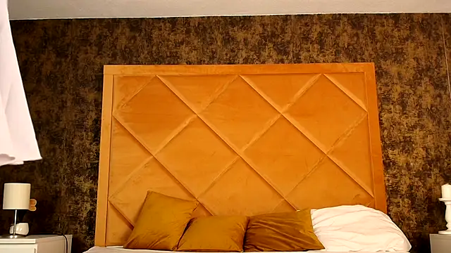 Snapshot of TinyBlair chatting on 14, 12, 2025 TinyBlair online show from 14, 12, 2025