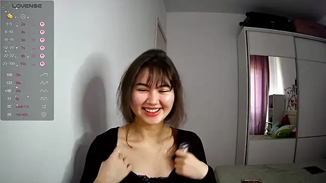 Snapshot of ArianeRandy chatting on 10, 7, 2026 ArianeRandy online show from 10, 7, 2026