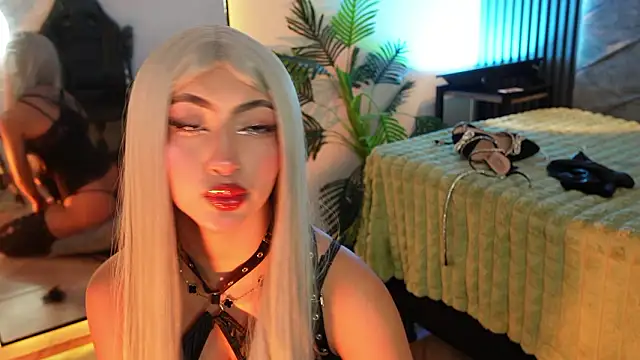 amberthangelss online show from 5, 3, 2026