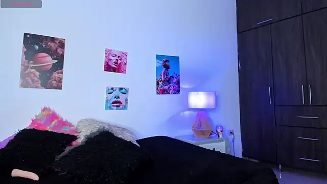 camila hott69  online show from 19, 3, 2026