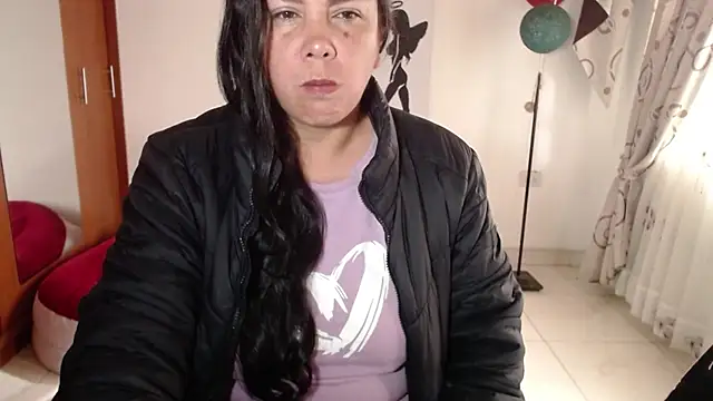 vivian-milf online show from 7, 1, 2026