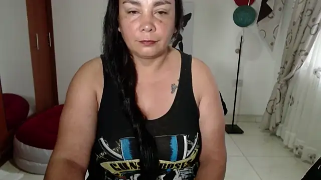 vivian-milf online show from 14, 1, 2026