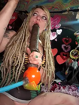 Horny hippie online show from 11, 2, 2026