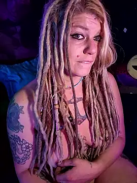 Horny hippie online show from 23, 12, 2025