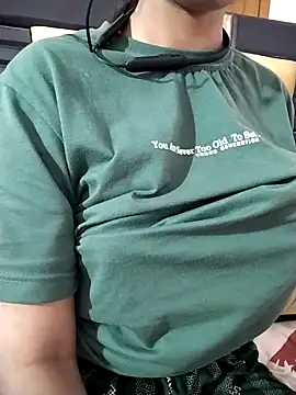 RASHMI SHARMA9 online show from 11, 4, 2026