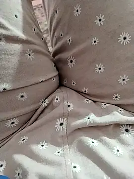 RASHMI SHARMA9 online show from 9, 3, 2026