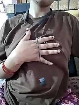 RASHMI SHARMA9 online show from 8, 4, 2026