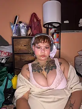 Snapshot of poisonvuitton chatting on 9, 5, 2026 poisonvuitton online show from 9, 5, 2026