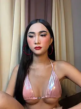Snapshot of Diannellove chatting on 12, 6, 2026 Diannellove online show from 12, 6, 2026