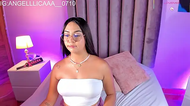 Little Angelica18 online show from 4, 3, 2026