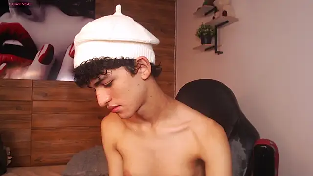 Michaelkoiv online show from 22, 2, 2026