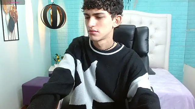 Michaelkoiv online show from 5, 4, 2026