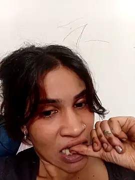 Snapshot of Miss-Perfection chatting on 4, 5, 2026 Miss-Perfection online show from 4, 5, 2026