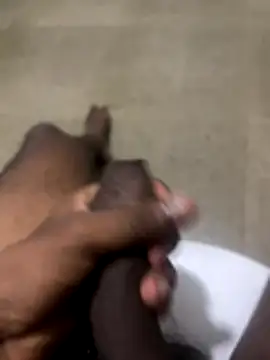 Snapshot of jare692001 chatting on 1, 12, 2025 jare692001 online show from 1, 12, 2025