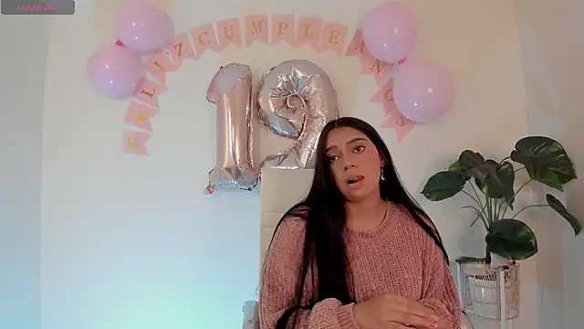 luna cute   online show from 23, 2, 2026