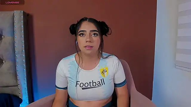 luna cute   online show from 21, 3, 2026